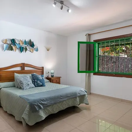 Mirafondo Holiday home Tias