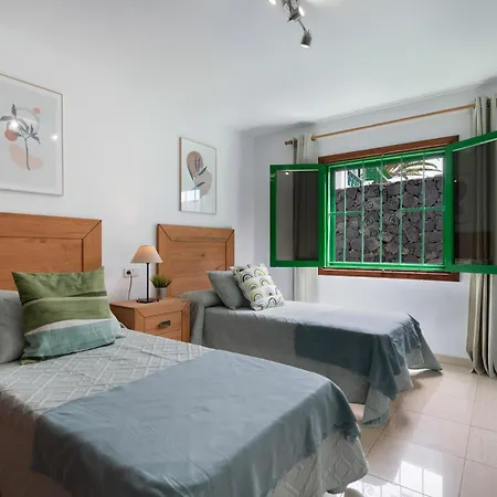 Mirafondo Holiday home Tias